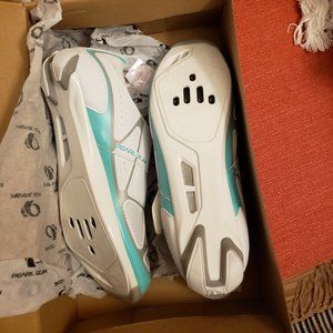 Pearl Izumi Select Road Road IV
